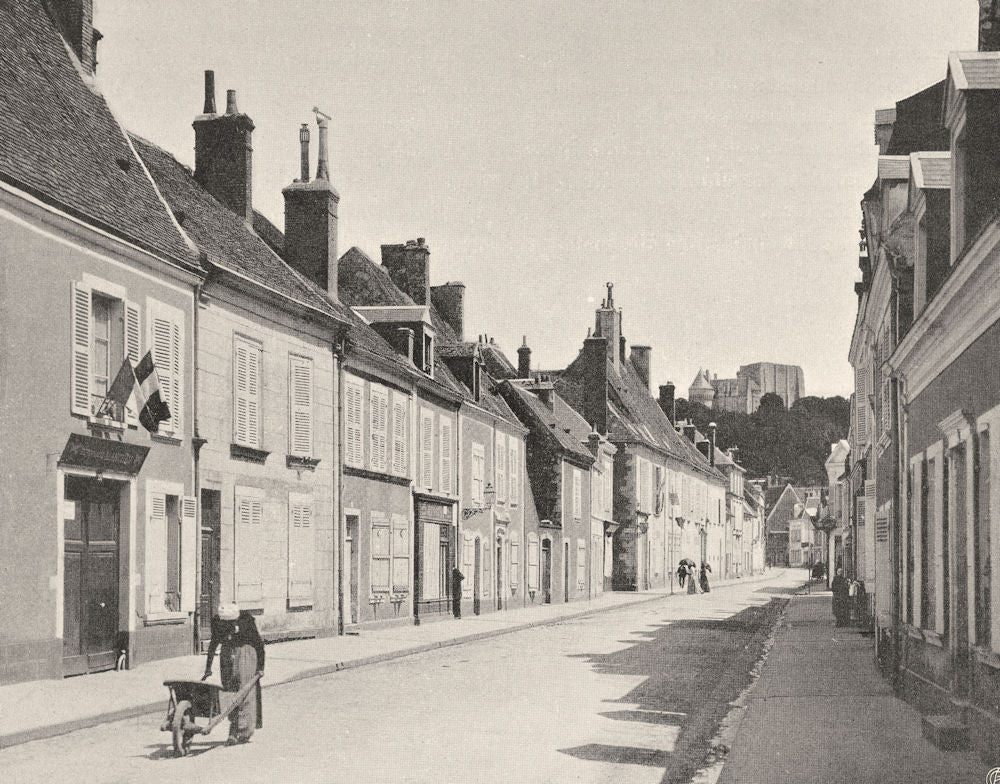 EURE-ET-LOIR. La rue Saint-Laurent, à Nogent-le-Rotrou 1903 old antique print